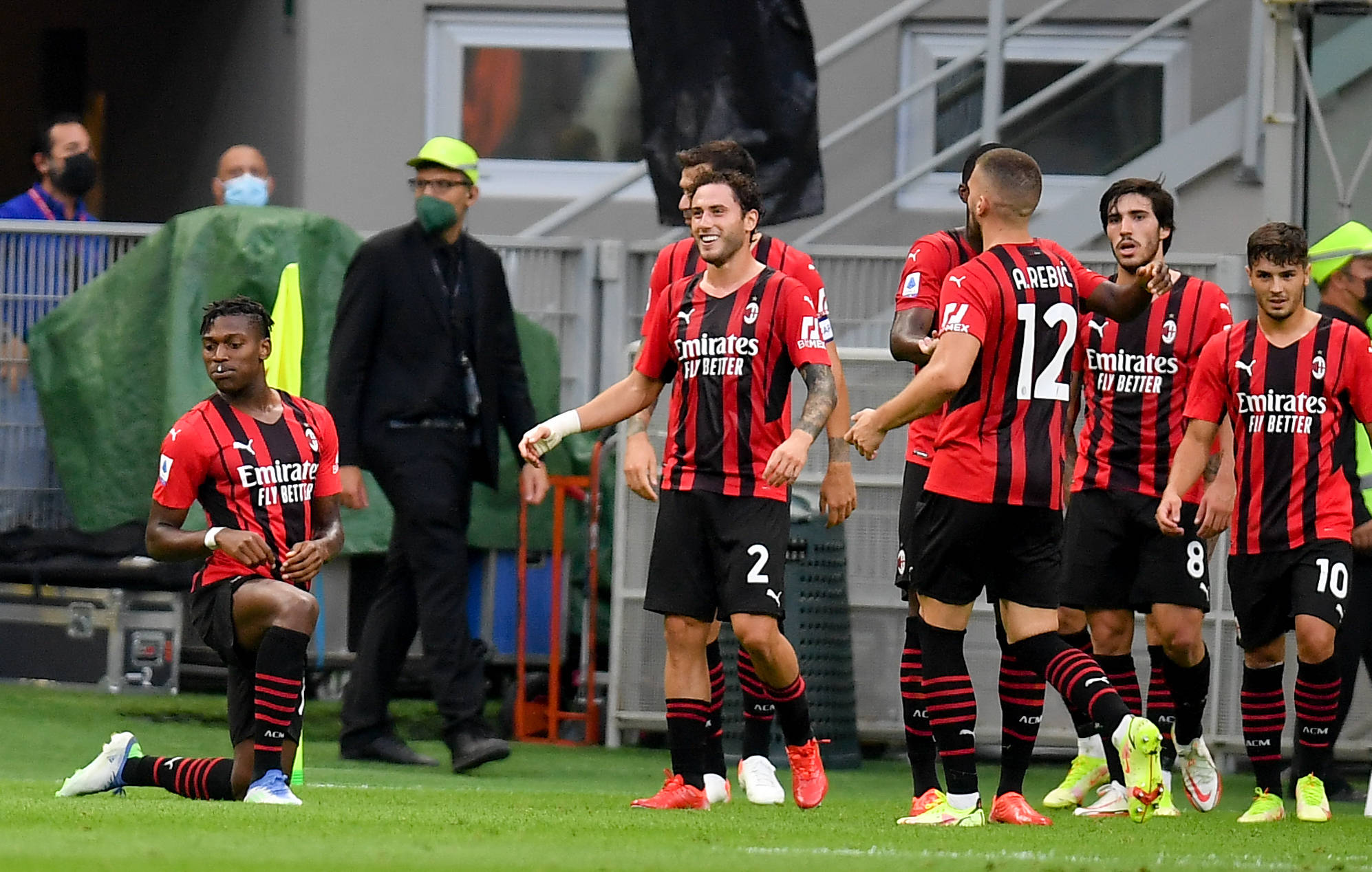 日媒：J联赛全明星明年6月回归，世界杯球员时间冲突无法参加（日媒：J联赛全明星将于明年6月回归，世界杯国脚因赛程冲突无缘参赛）