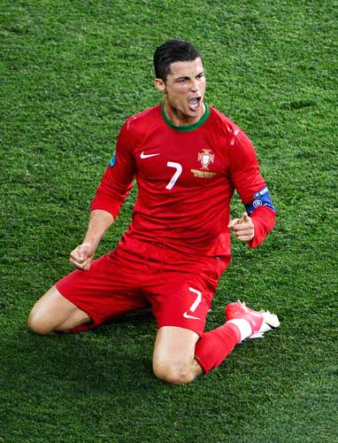 CBA：山东男篮主场不敌广东男篮