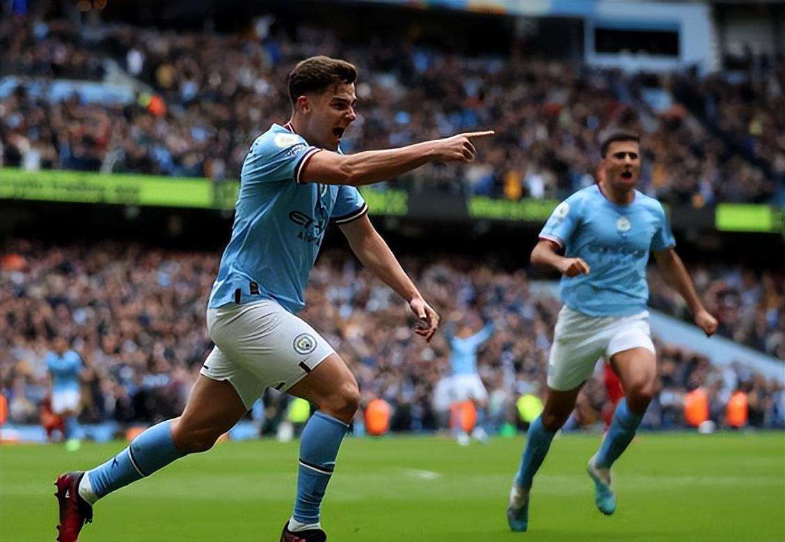 双喜临门，阿莱格里成为米兰队史第七位百胜主帅