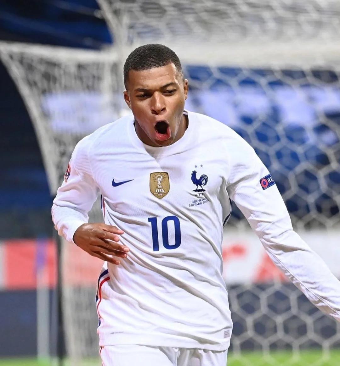 科克达成西甲500场里程碑，成代表单一球队第七人