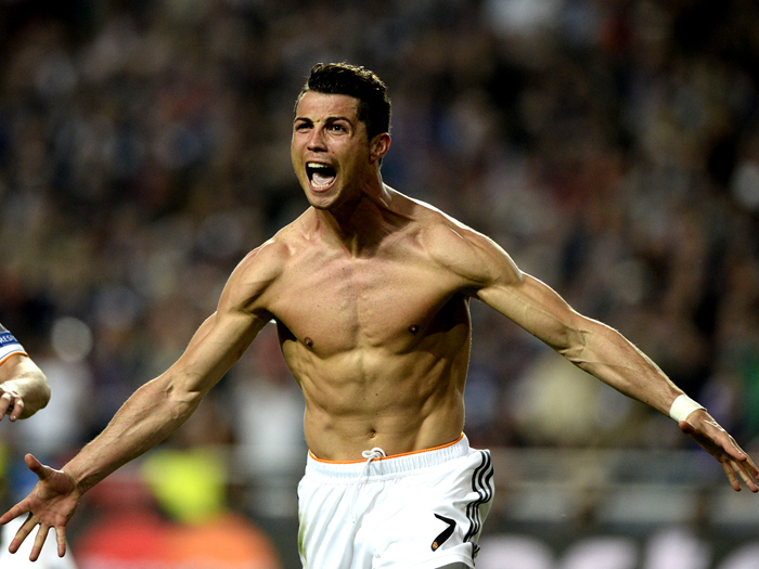 斯洛特：客场战胜热刺感觉很棒，红军需更多胜利应对挫折（斯洛特：客胜热刺令人振奋，利物浦需以更多胜利来应对挫折）