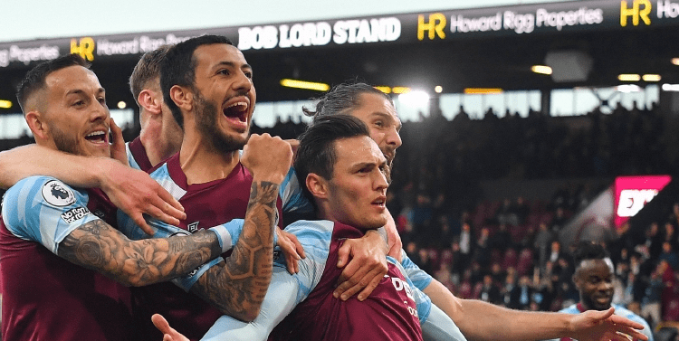 凯恩补时绝平，拜仁德甲对阵柏林联合仍保持不败（凯恩补时救主，拜仁德甲对柏林联合不败纪录延续）