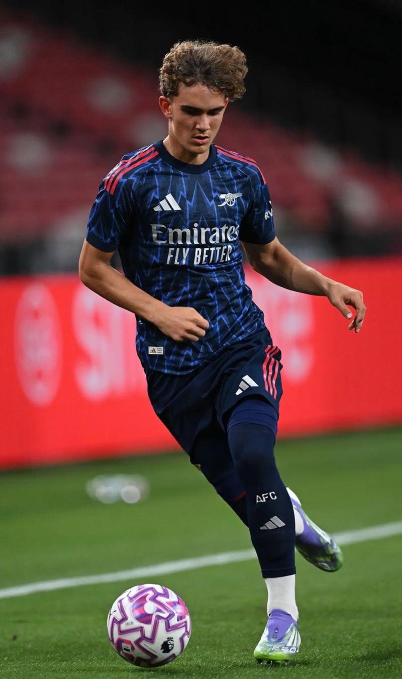 今夜世预赛看点：欧洲最后5个小组直通名额揭晓，库拉索盼创历史（今夜世预赛焦点：欧洲5张直通门票归属将定，库拉索力争改写历史）