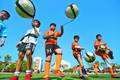 国际友谊前瞻：美国近3场不败状态颇佳，巴拉圭世预赛后不胜（国际友谊赛前瞻：美国近三战不败势头正盛，巴拉圭世预赛后仍未取胜）