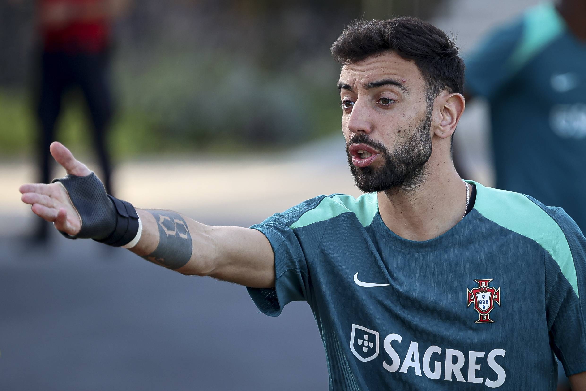 克里斯·萨顿预测曼联圣诞节对阵纽卡斯尔的赛果（克里斯·萨顿：圣诞节曼联对纽卡斯尔之战结果预测）