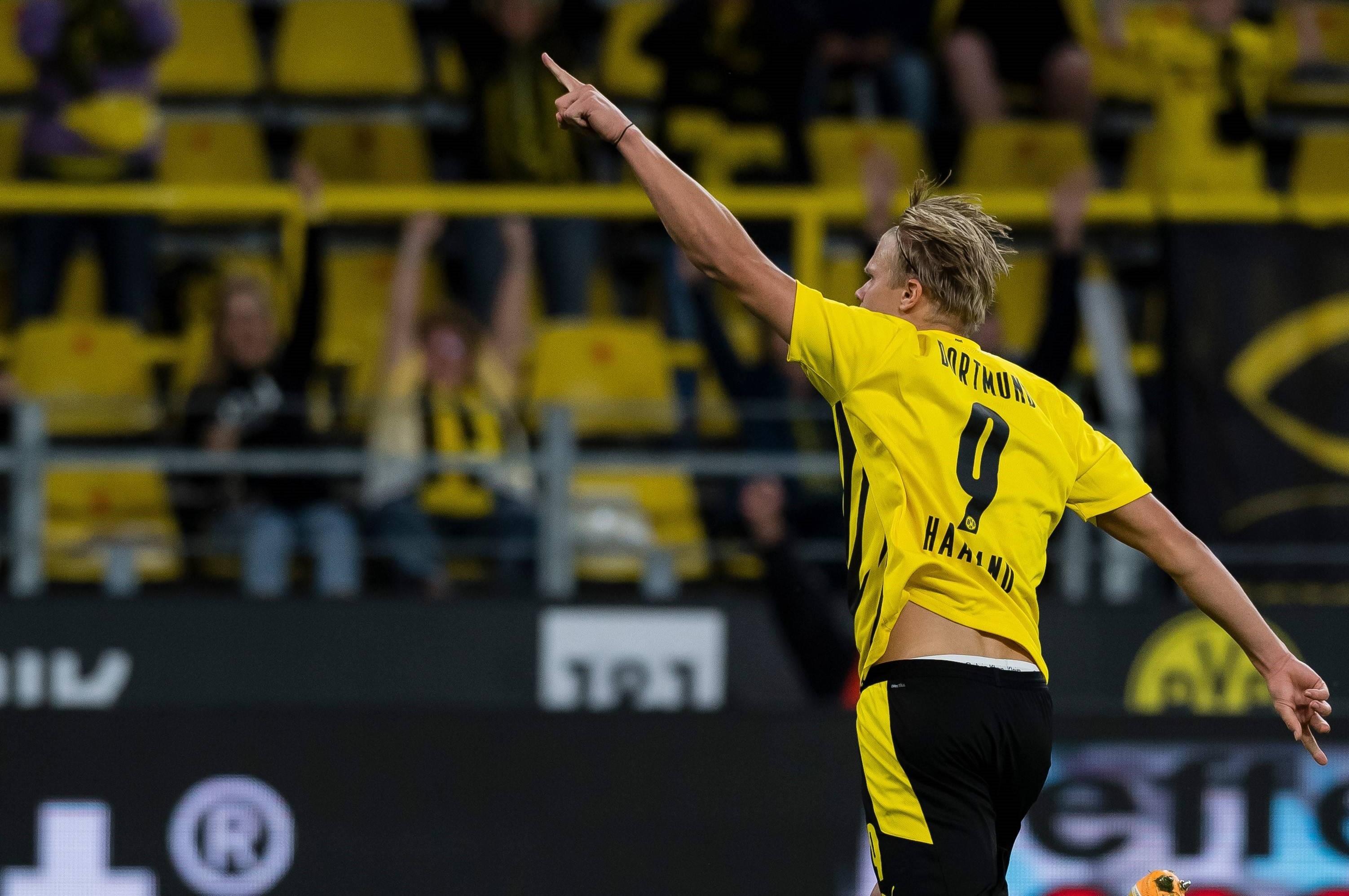 萨索洛主场迎战佛罗伦萨，保级无忧对决深陷泥潭