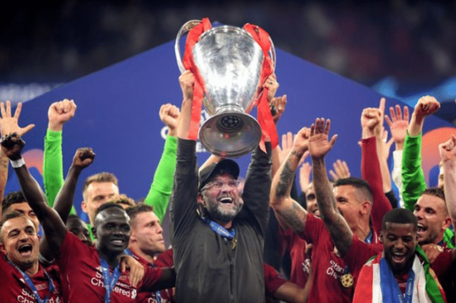 四川高校“人进球没进”当事人：校队教练，身体状态跟不上了