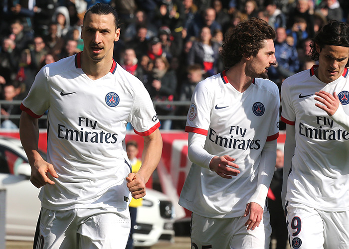 广东3消息！四外援首次合练，胡明轩伤势加重，朱芳雨辣评杨瀚森