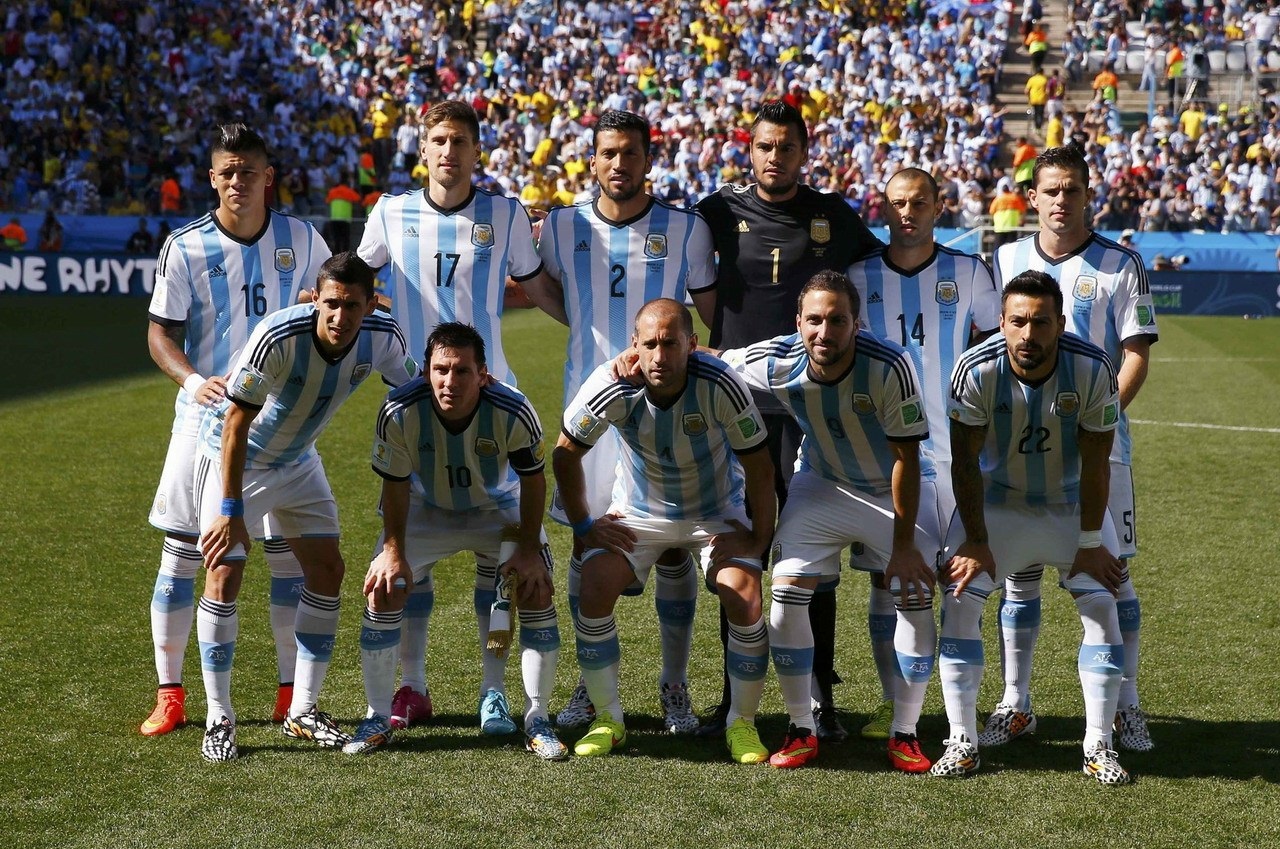 周定洋坐镇，亚冠成都蓉城VS神户胜利船，韦世豪+德尔加多领衔进攻