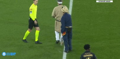 曼晚：塞门约能胜任曼联左边翼卫，在曼城能担任左右两路边锋（曼晚：塞门约可胜任曼联左翼卫，亦能在曼城担任两侧边锋）